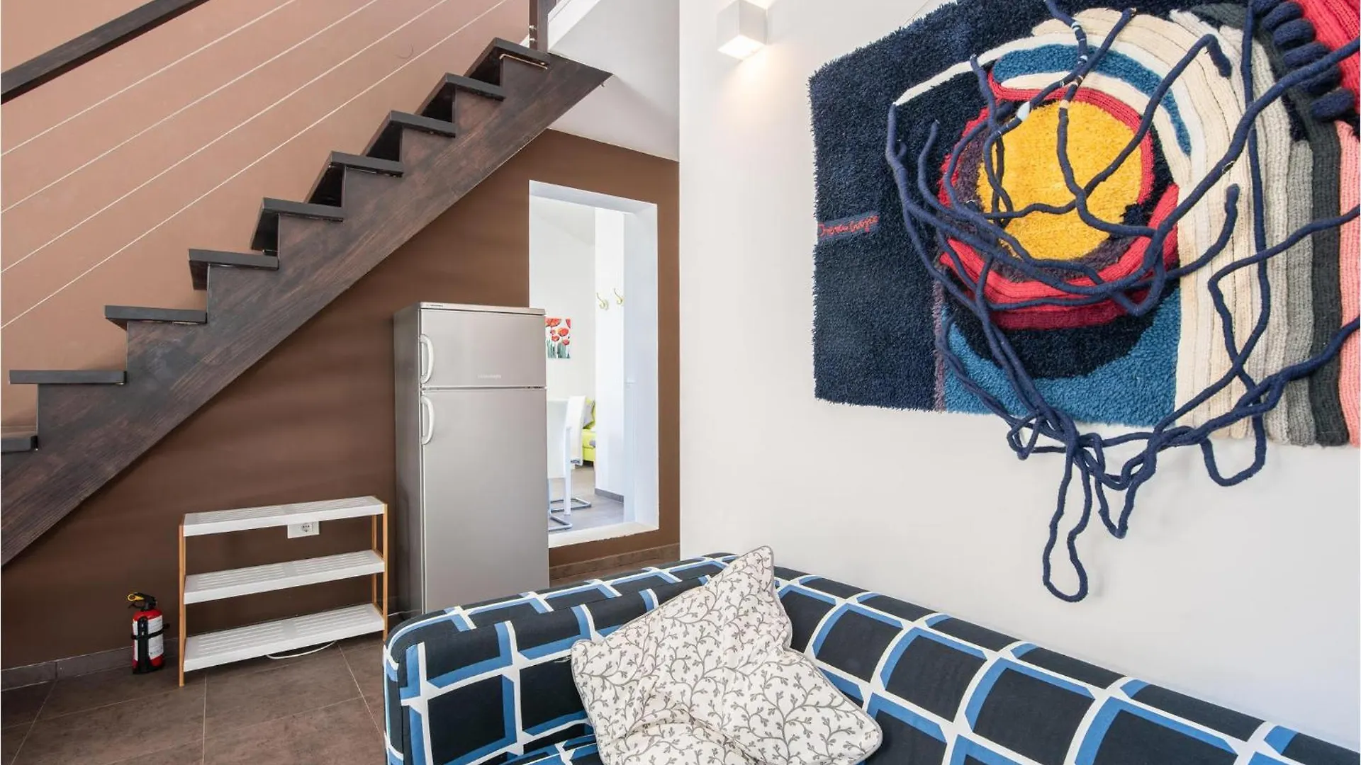4 Bedroom Gorgeous Apartment In Porozina
